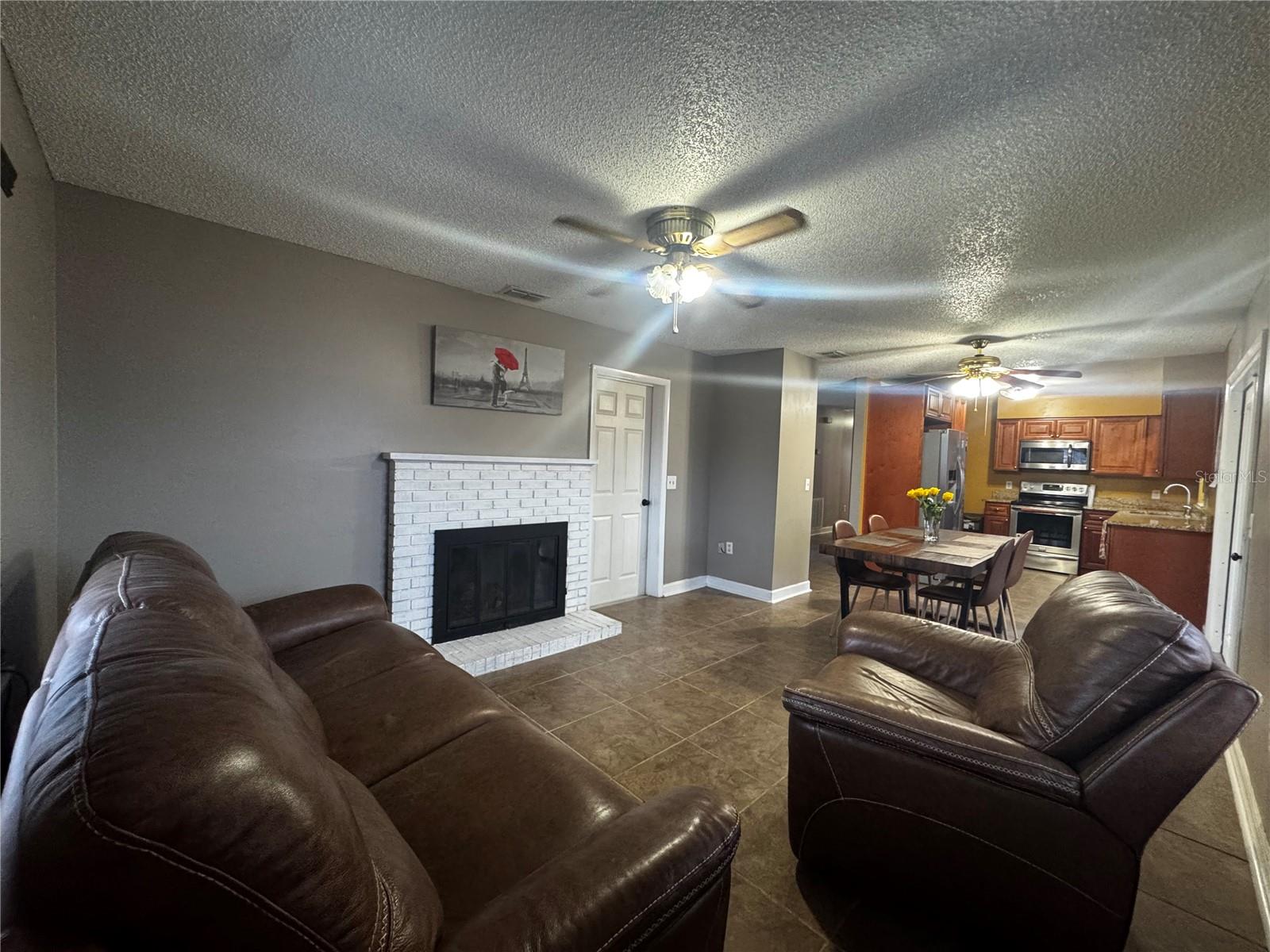 DAVIS A M - Residential