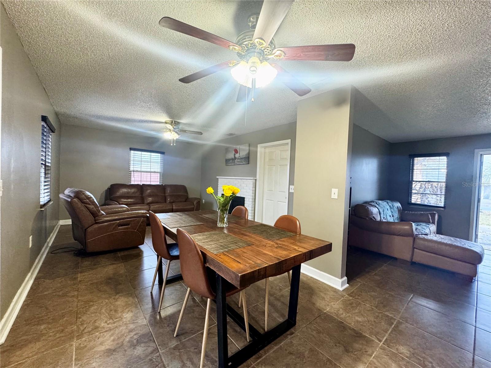 DAVIS A M - Residential