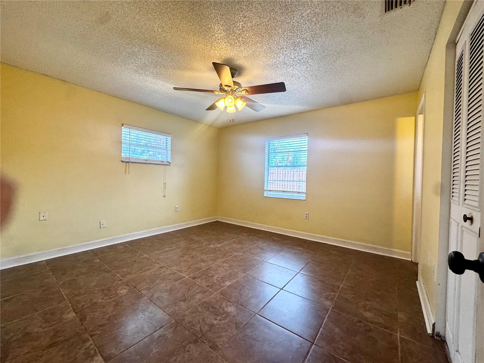 DAVIS A M - Residential