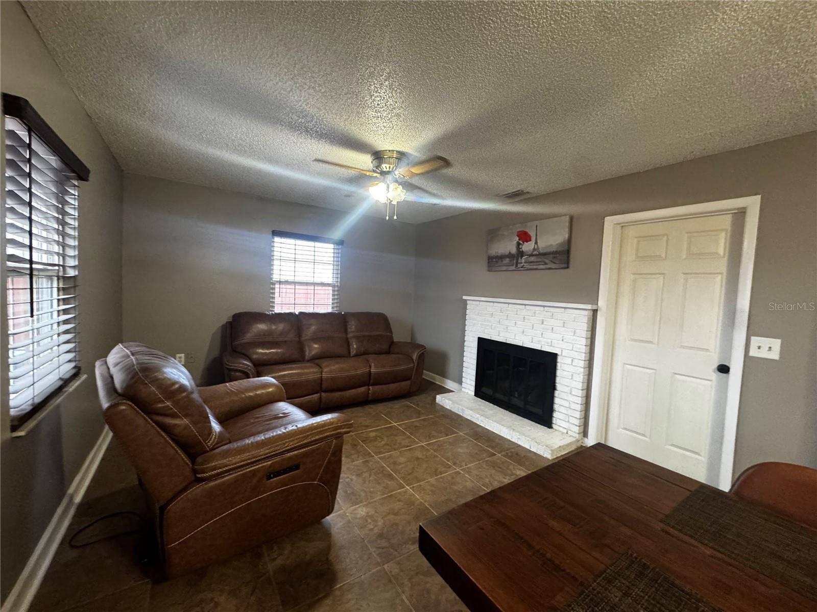 DAVIS A M - Residential