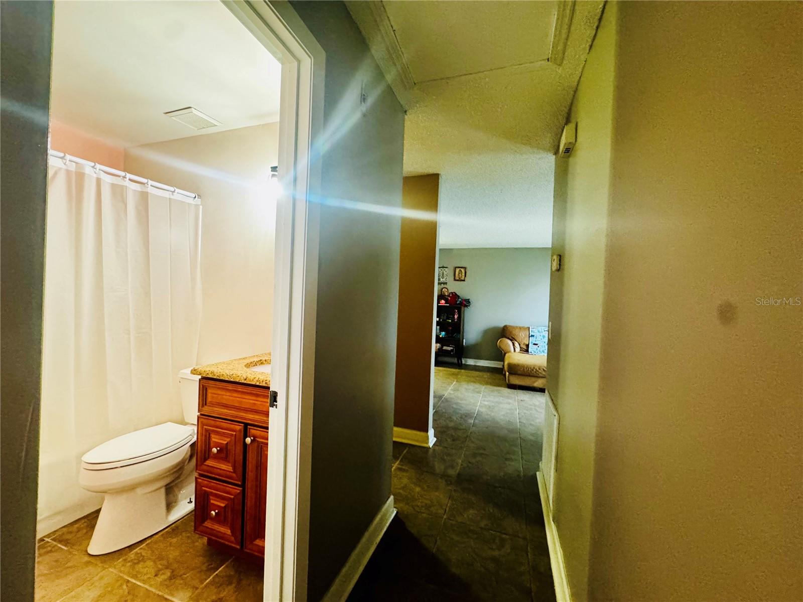 DAVIS A M - Residential