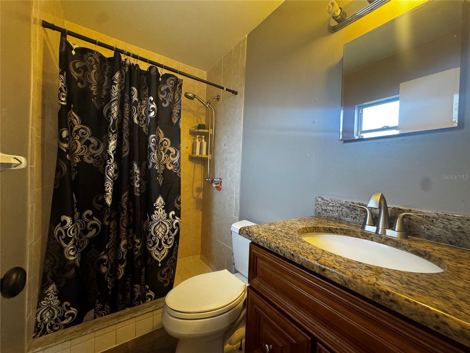 DAVIS A M - Residential