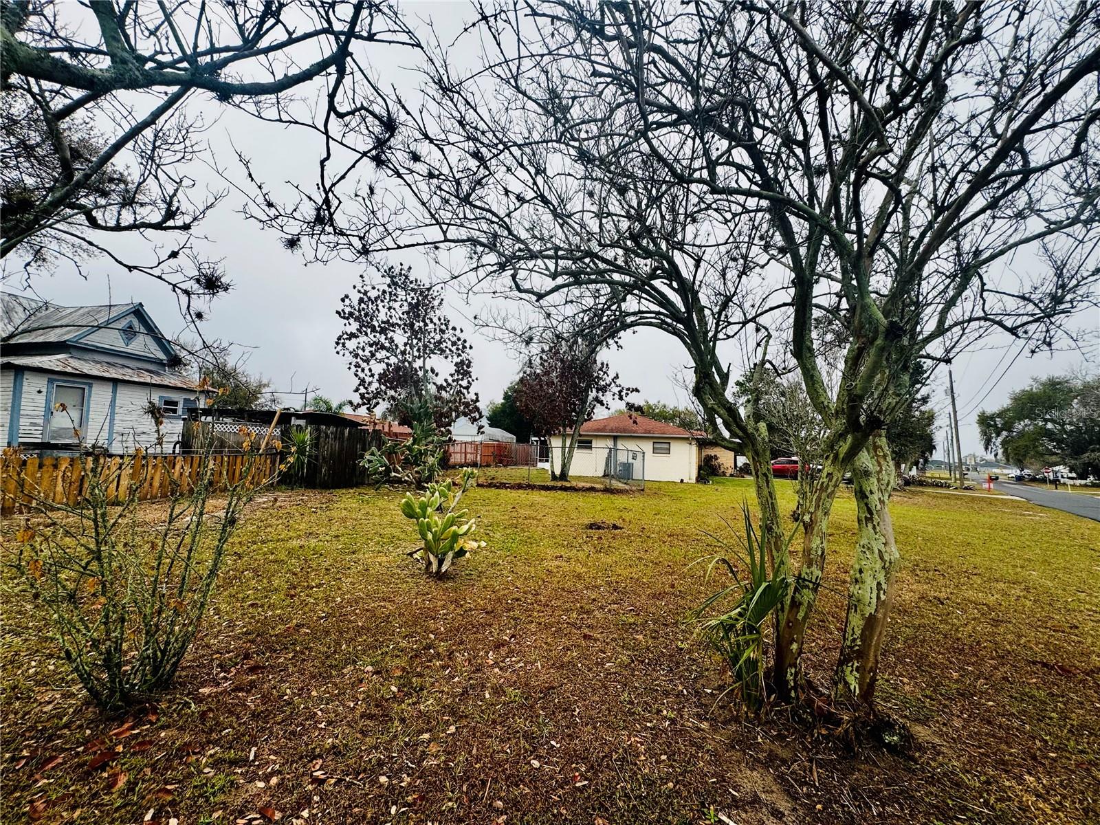 DAVIS A M - Residential