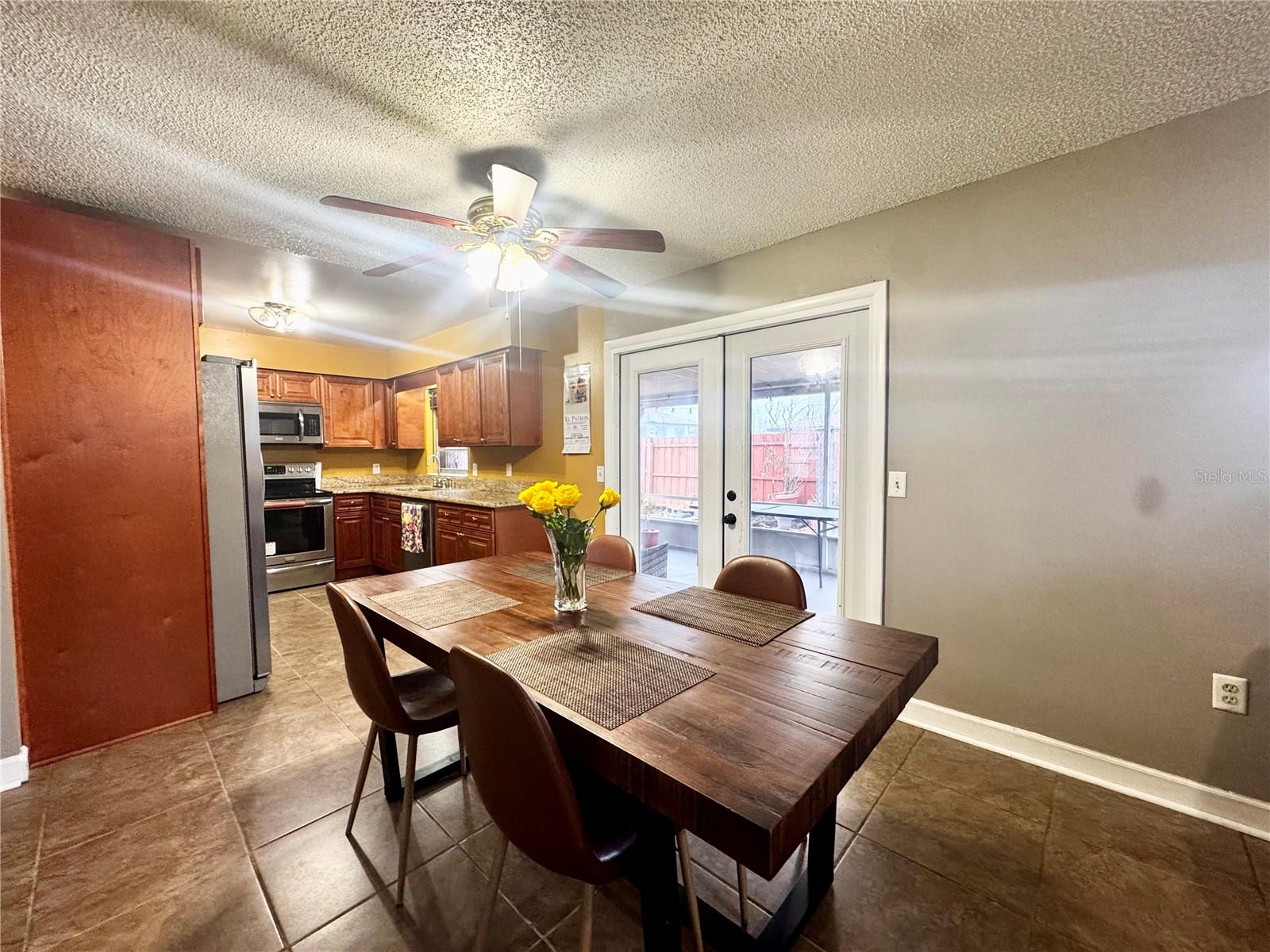 DAVIS A M - Residential