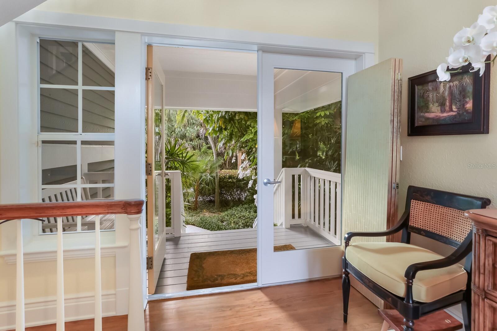 521 BUTTONWOOD BAY DRIVE