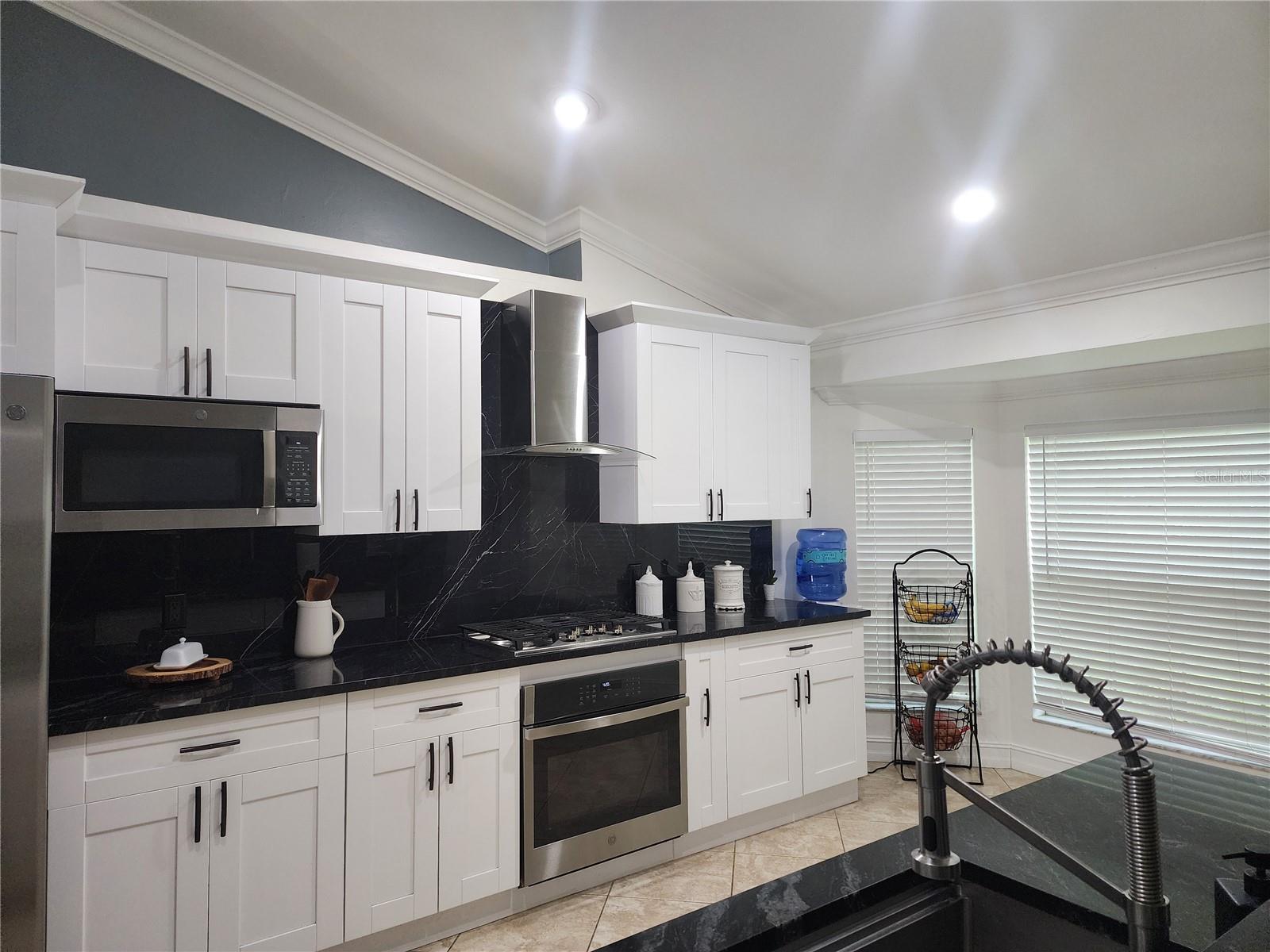 111 2ND STREET SE