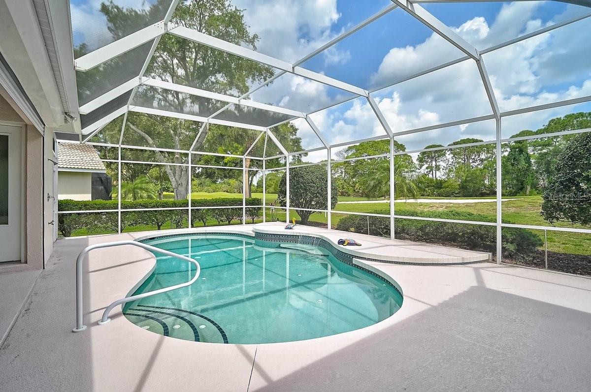 CALUSA LAKES - Residential