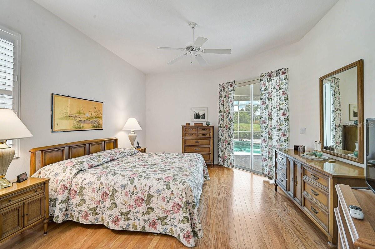 CALUSA LAKES - Residential