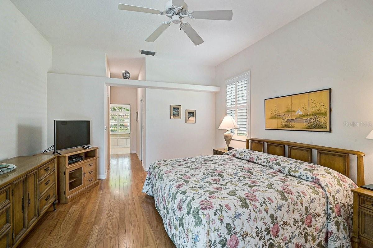 CALUSA LAKES - Residential