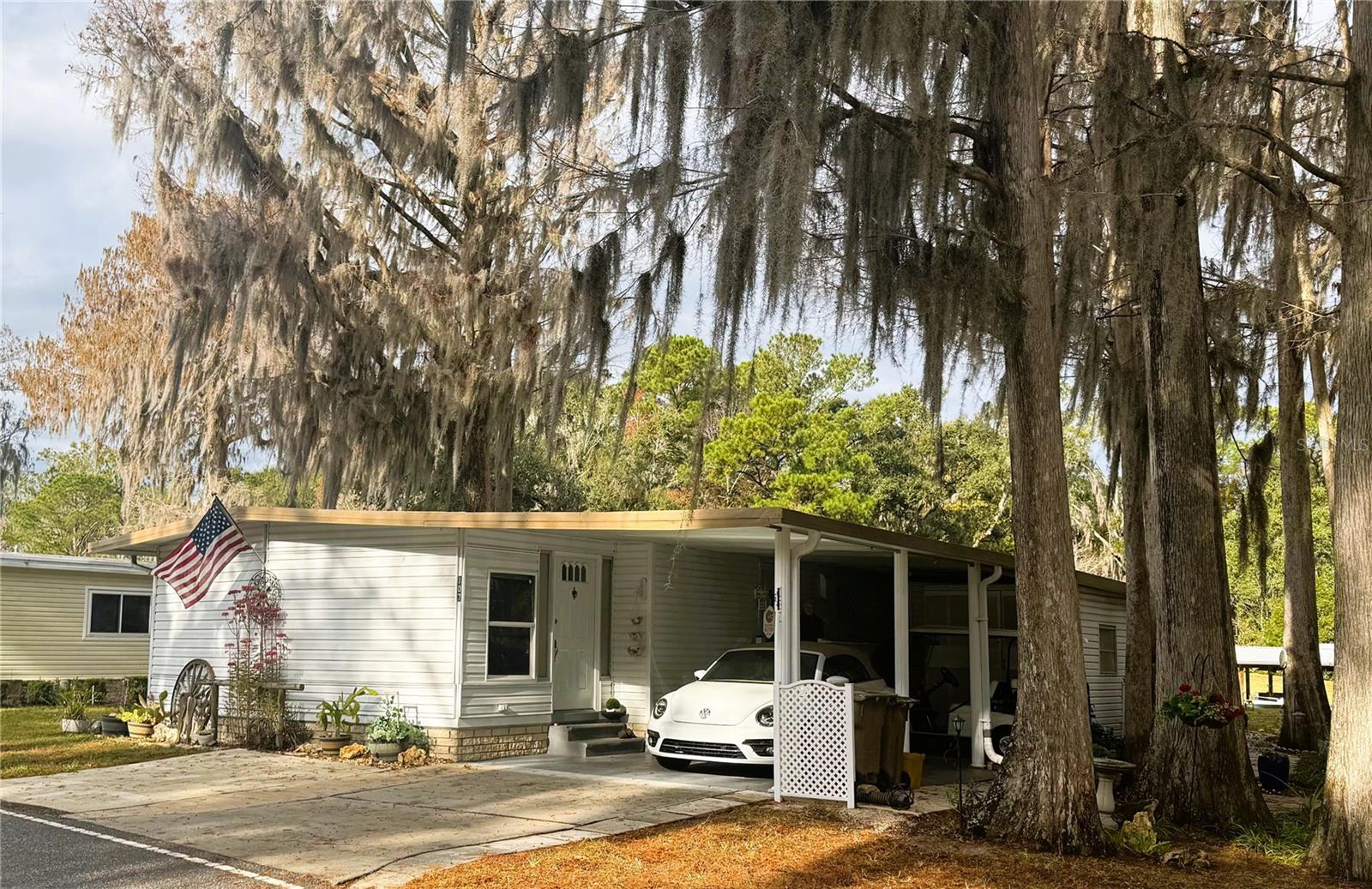 HAWTHORNE AT LEESBURG A COOP - Residential