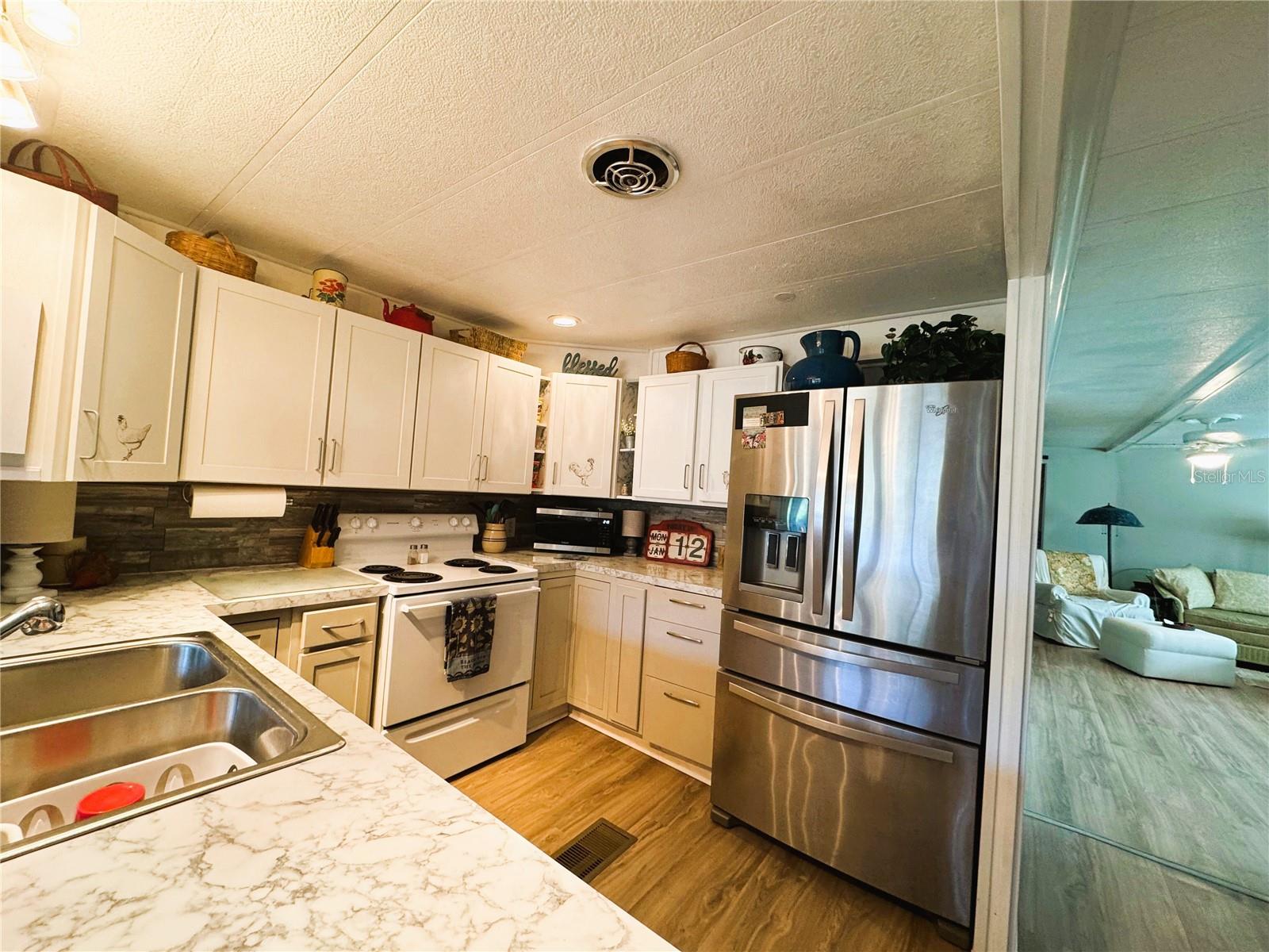 HAWTHORNE AT LEESBURG A COOP - Residential