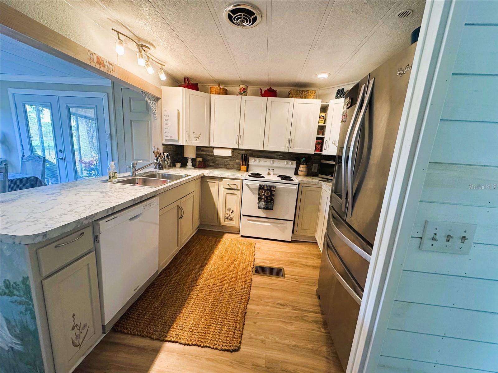 HAWTHORNE AT LEESBURG A COOP - Residential