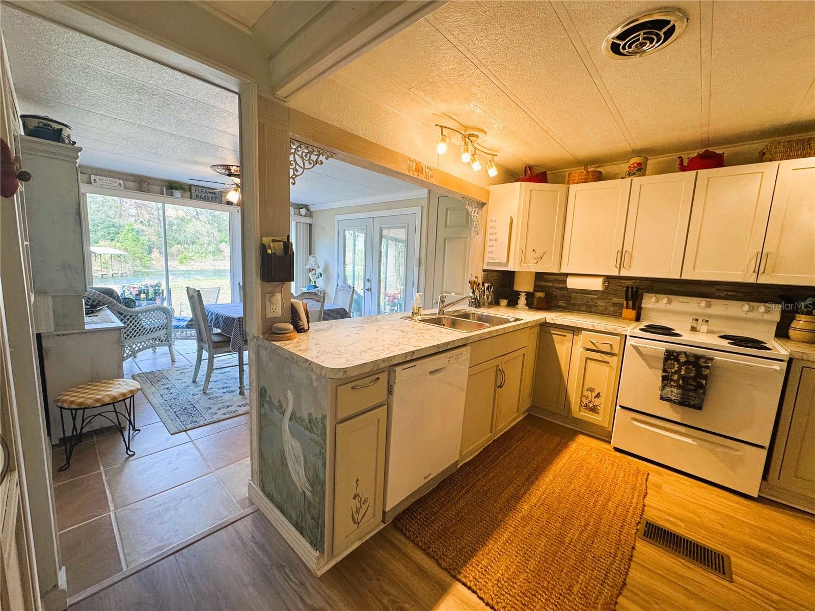 HAWTHORNE AT LEESBURG A COOP - Residential