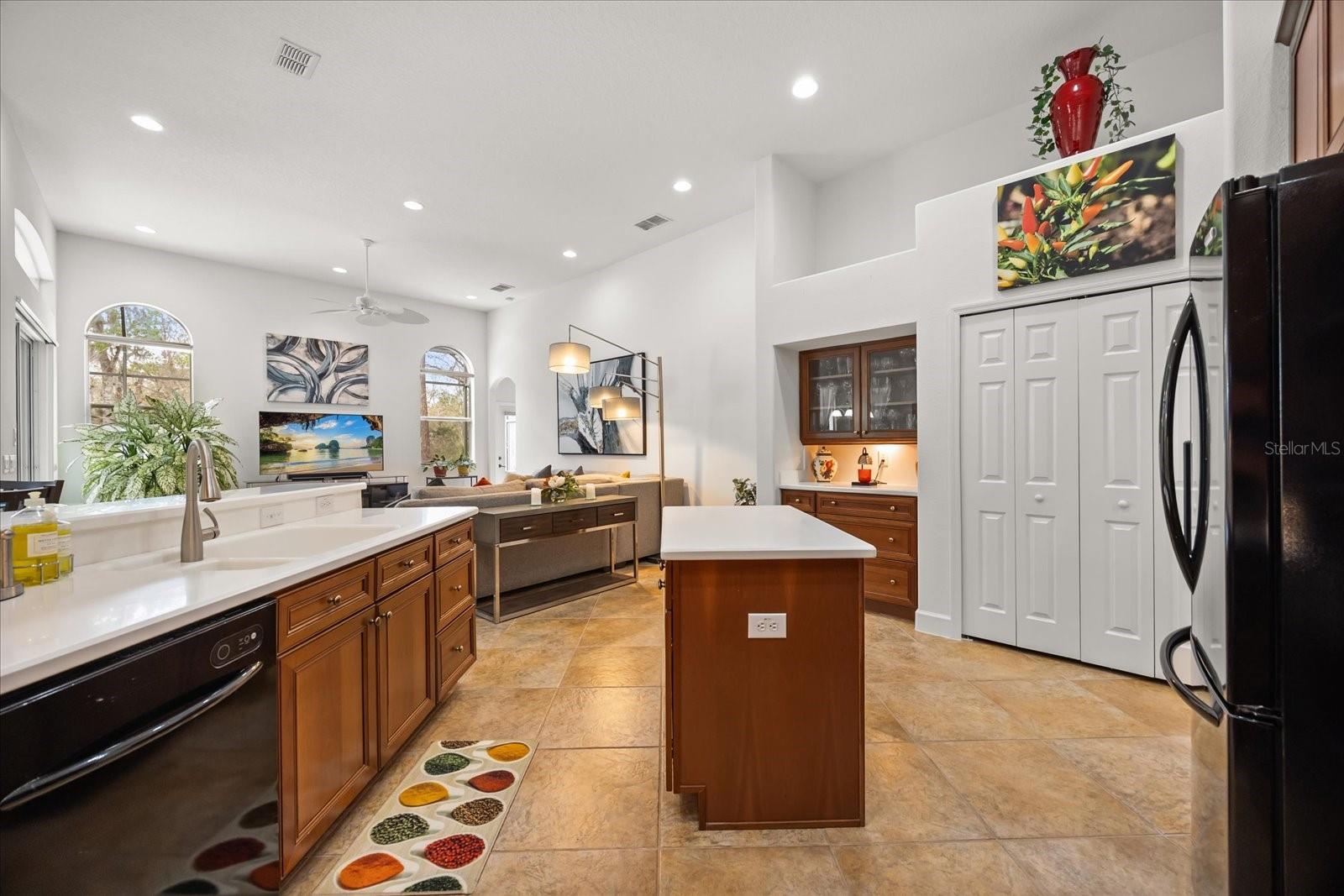 LIVE OAK RESERVE UNIT FOUR - Residential