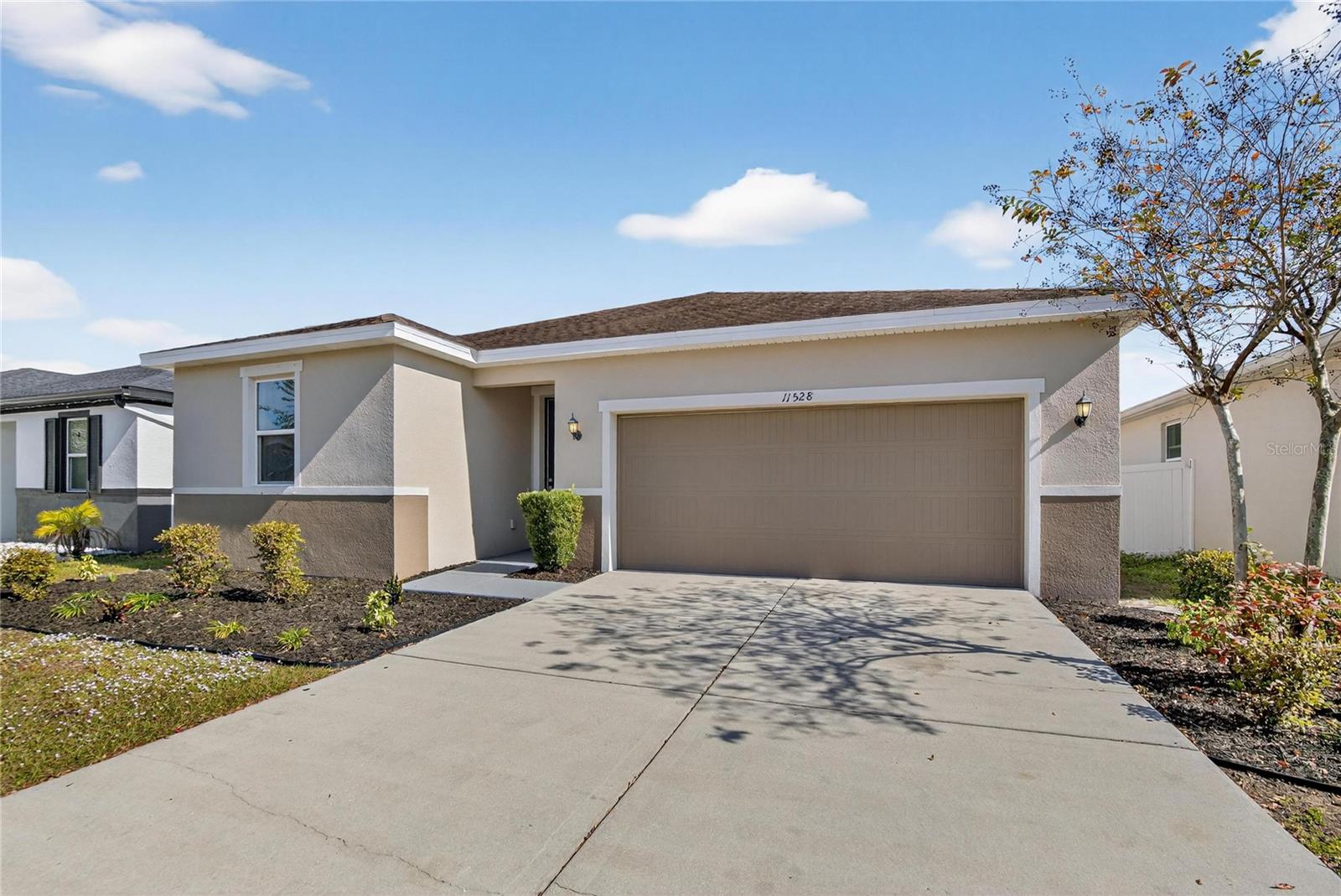 SOUTHGATE PHASE1/2 - Residential Lease