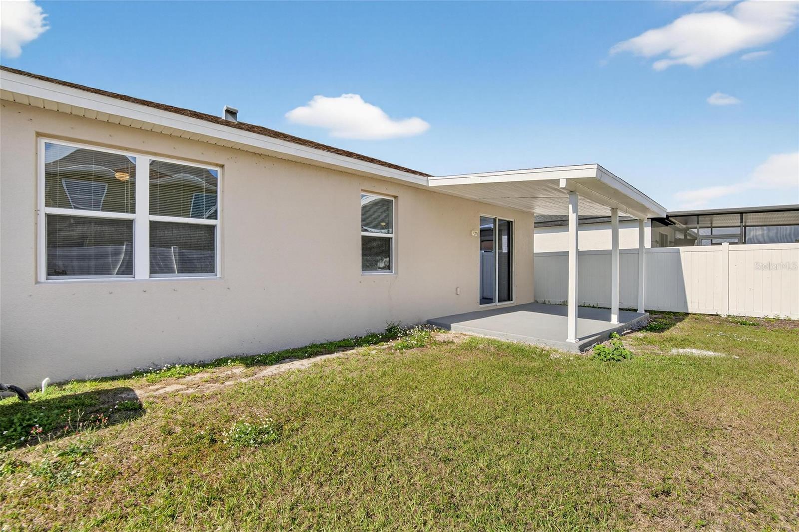 SOUTHGATE PHASE1/2 - Residential Lease