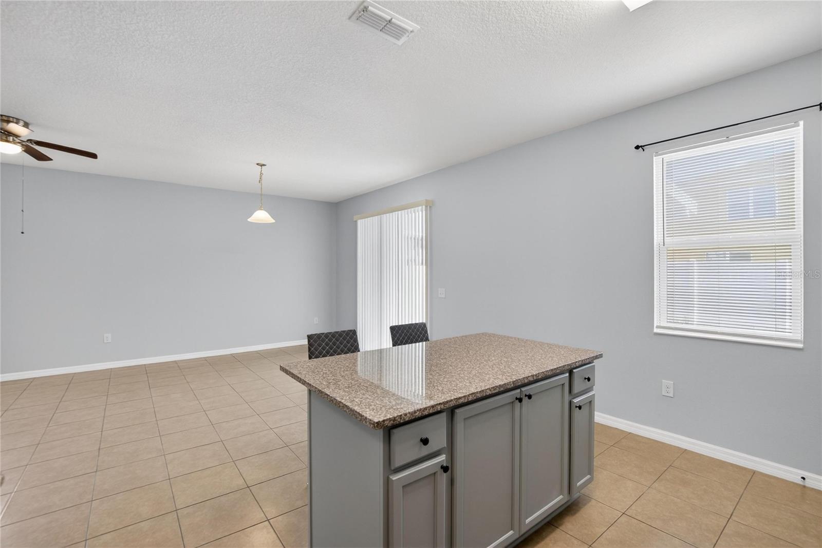 SOUTHGATE PHASE1/2 - Residential Lease