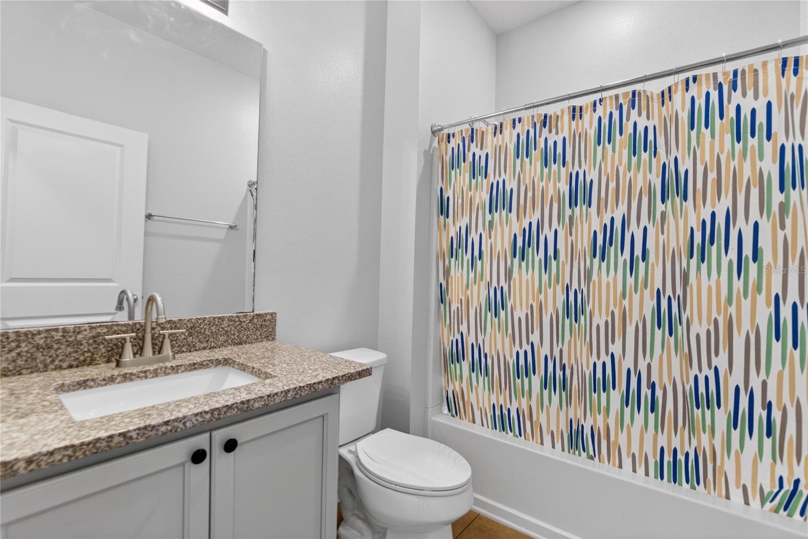 SOUTHGATE PHASE1/2 - Residential Lease