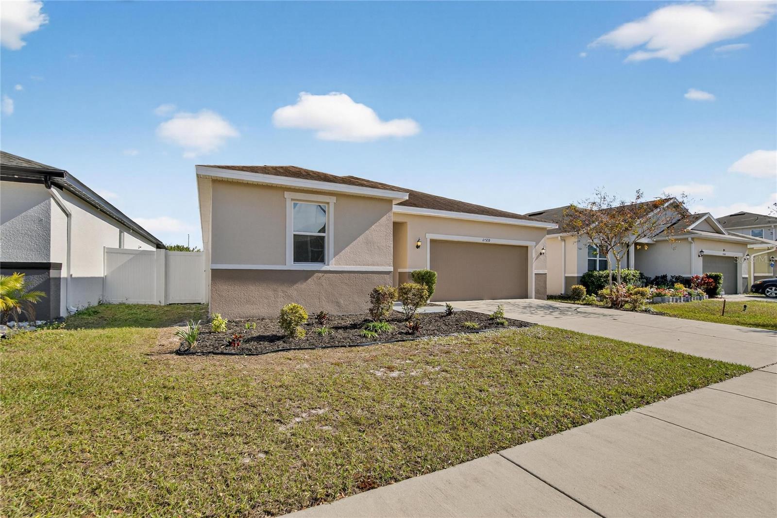 SOUTHGATE PHASE1/2 - Residential Lease