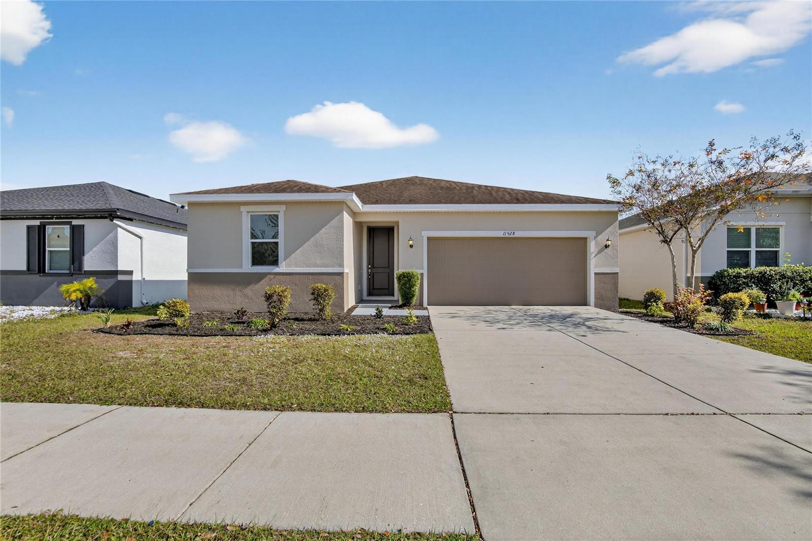 SOUTHGATE PHASE1/2 - Residential Lease