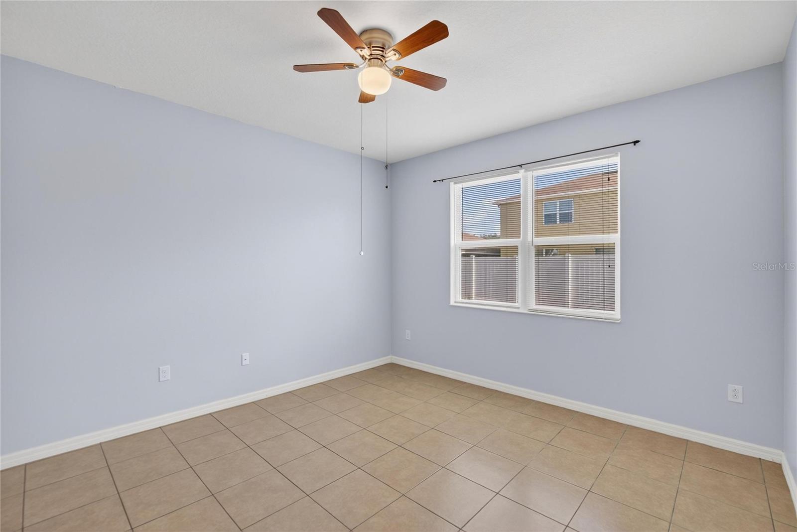 SOUTHGATE PHASE1/2 - Residential Lease