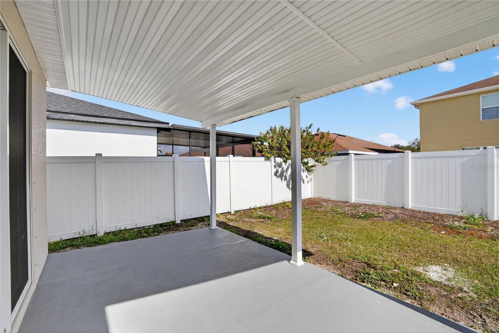 SOUTHGATE PHASE1/2 - Residential Lease