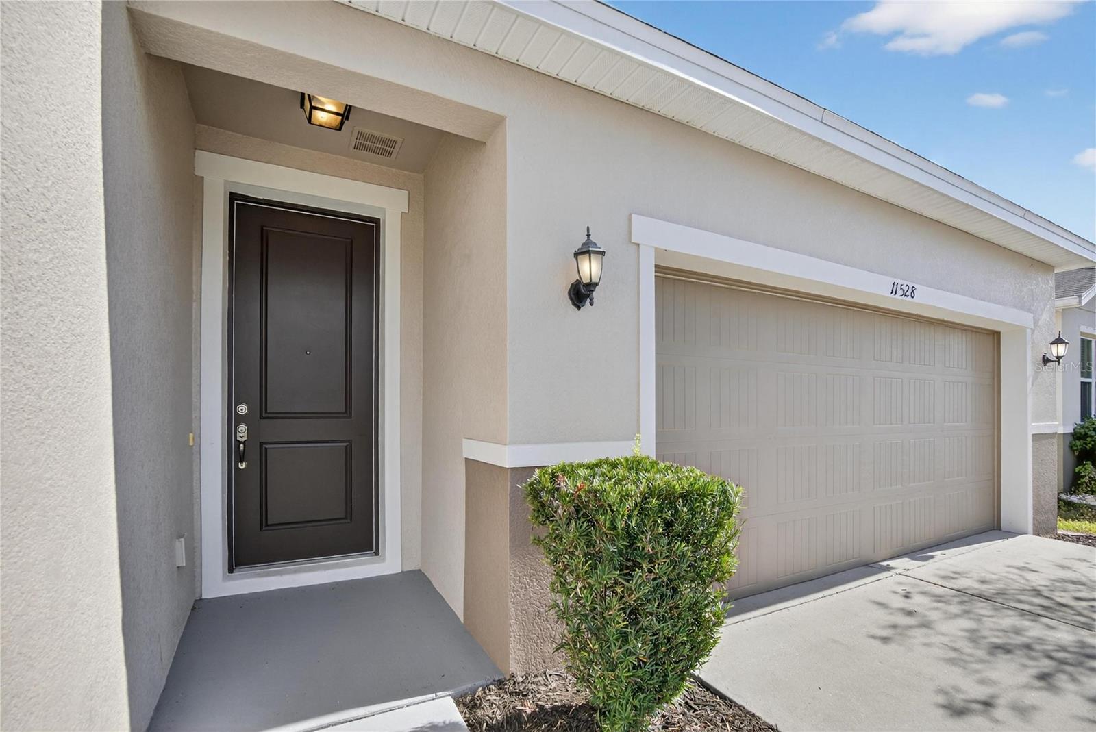 SOUTHGATE PHASE1/2 - Residential Lease