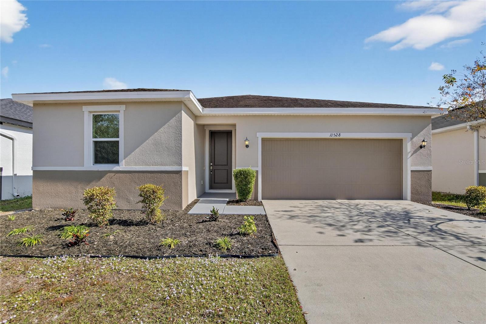 SOUTHGATE PHASE1/2 - Residential Lease