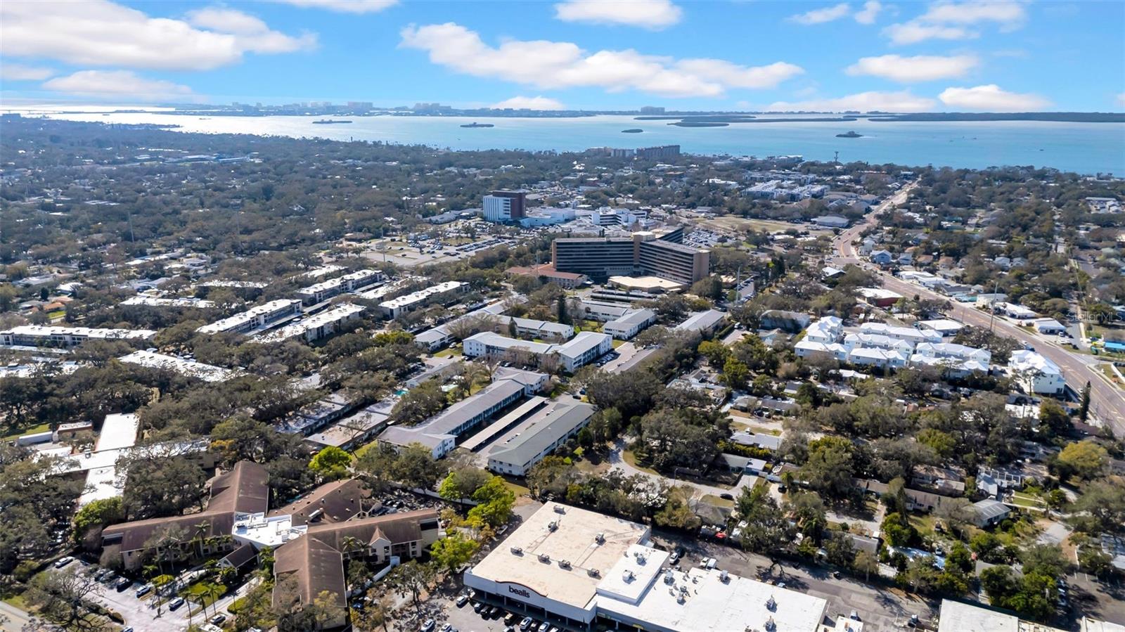 300 GLENNES LANE 203