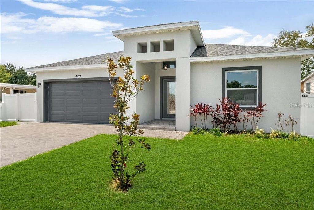 Photo of 6175 109th Avenue N, Pinellas Park, FL 33782 (MLS # TB8405054)