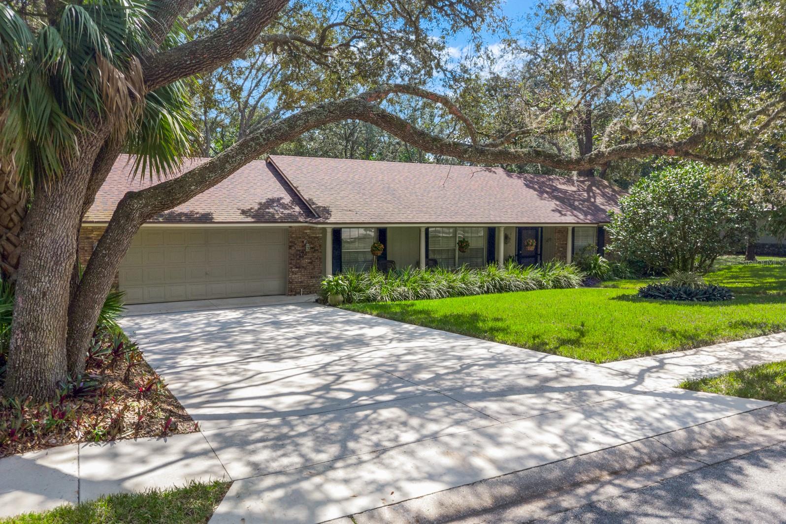 212 E SWEETWATER CREEK DRIVE