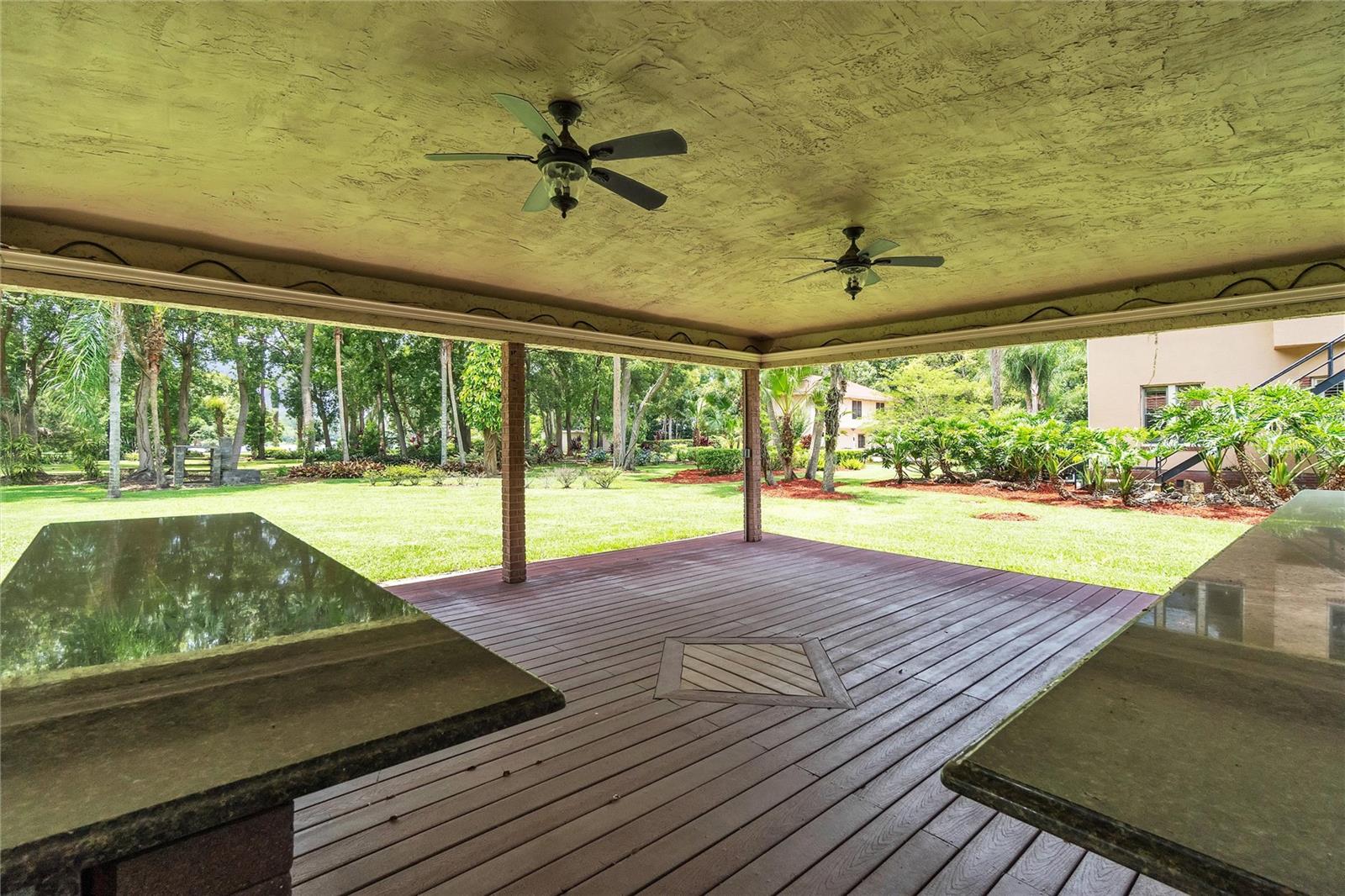 300 BETWEEN US 1 AND RIVER - Residential