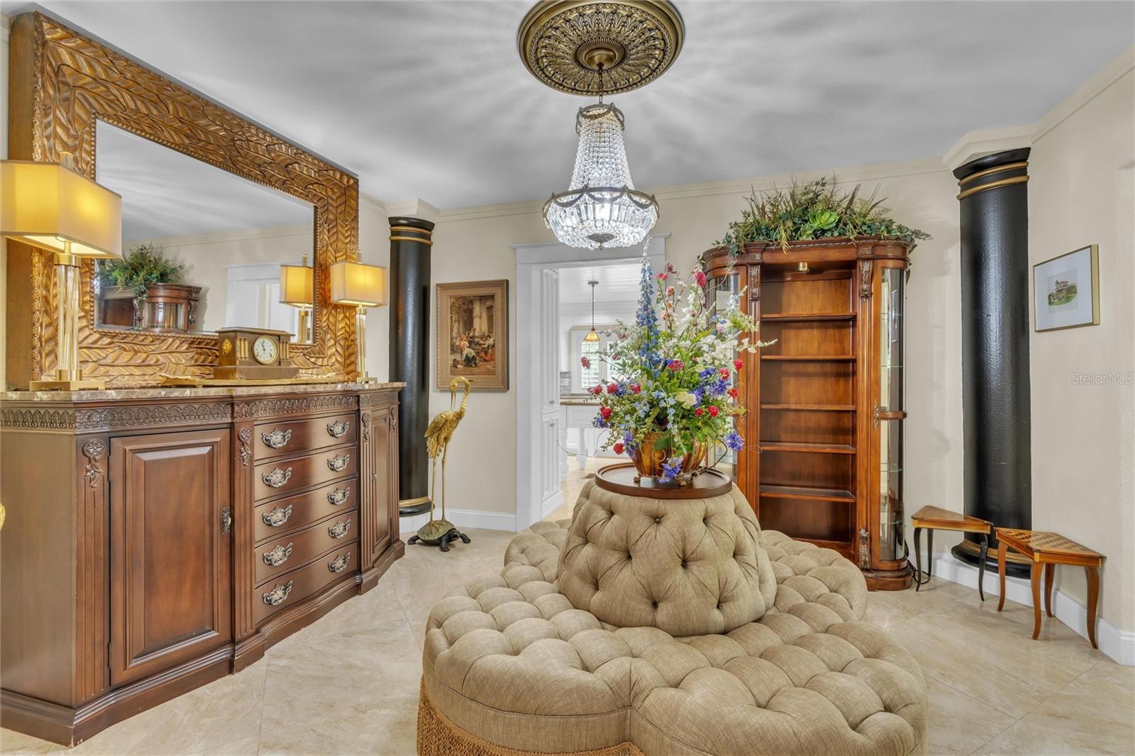 300 BETWEEN US 1 AND RIVER - Residential