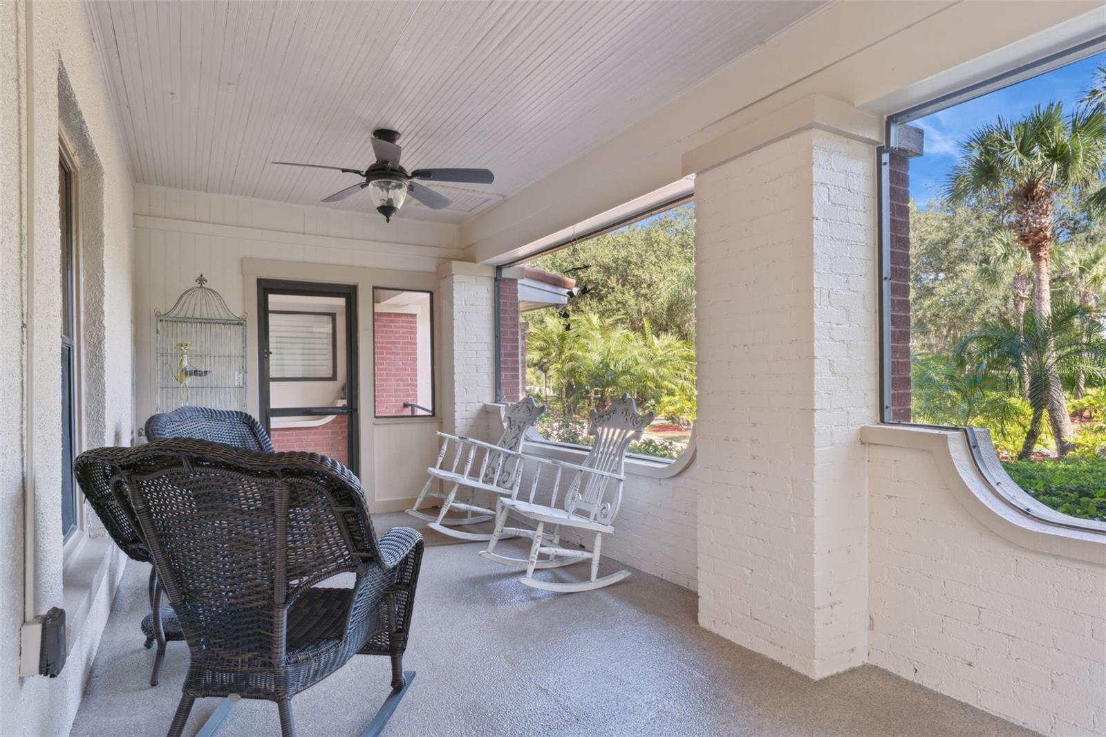 300 BETWEEN US 1 AND RIVER - Residential