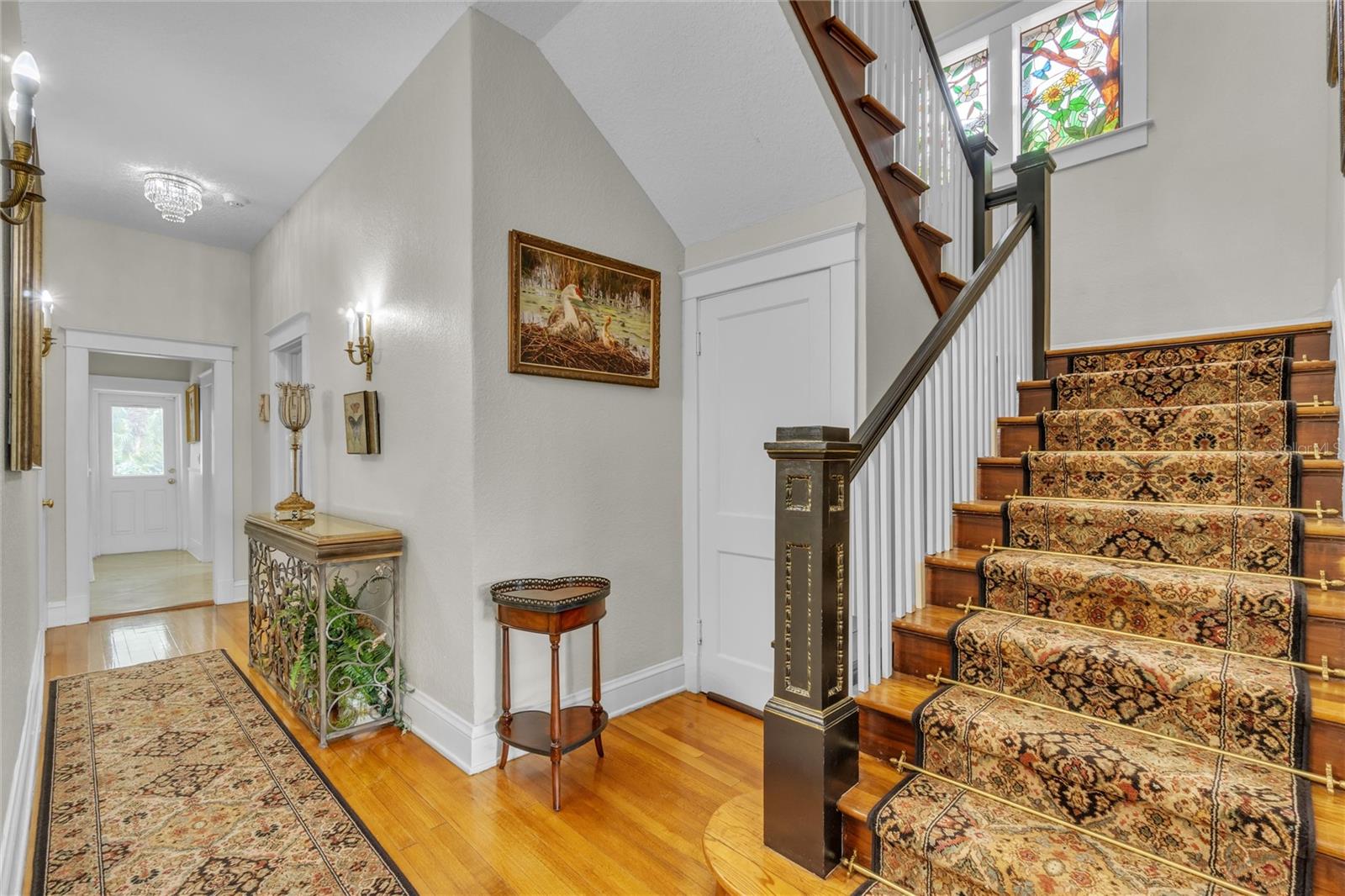 300 BETWEEN US 1 AND RIVER - Residential