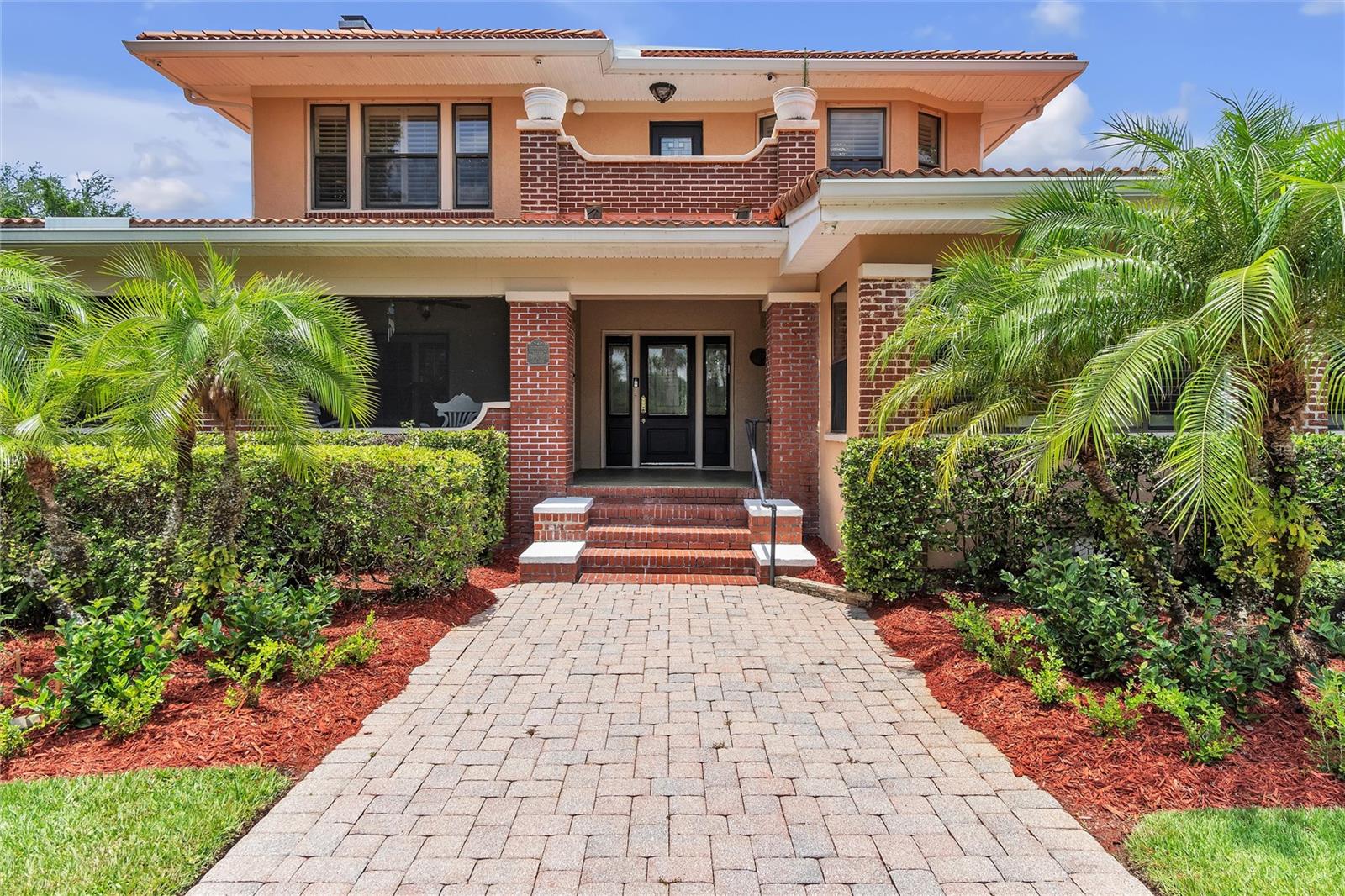 300 BETWEEN US 1 AND RIVER - Residential