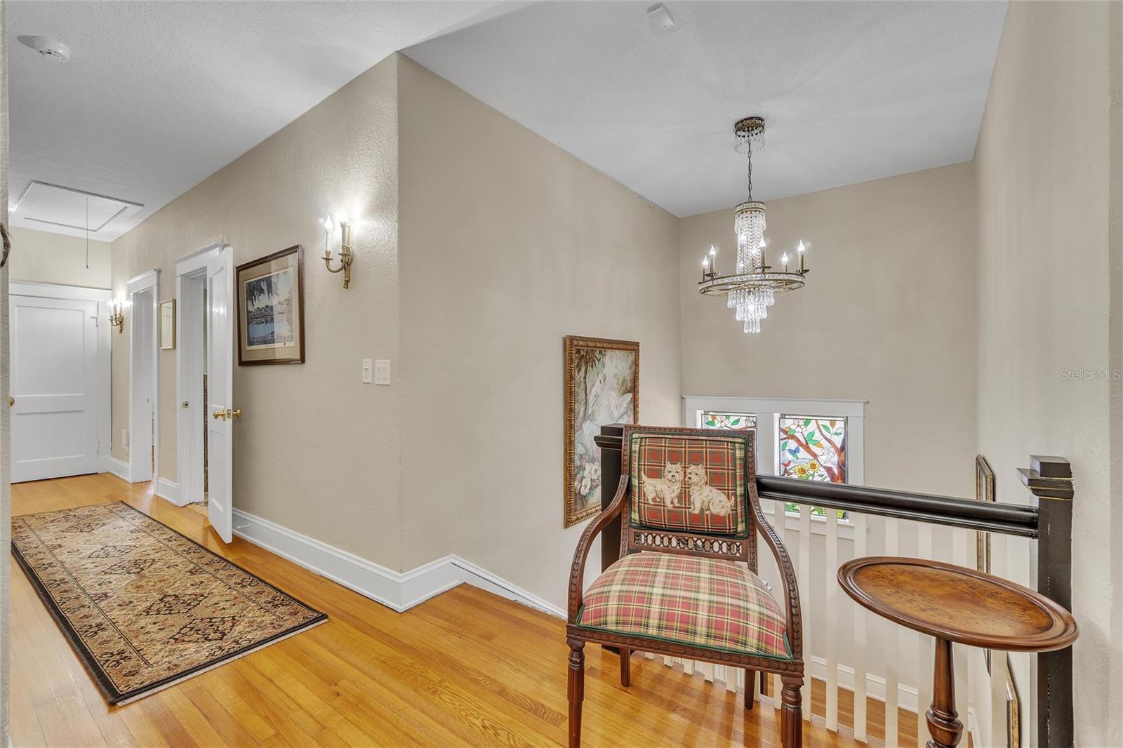 300 BETWEEN US 1 AND RIVER - Residential