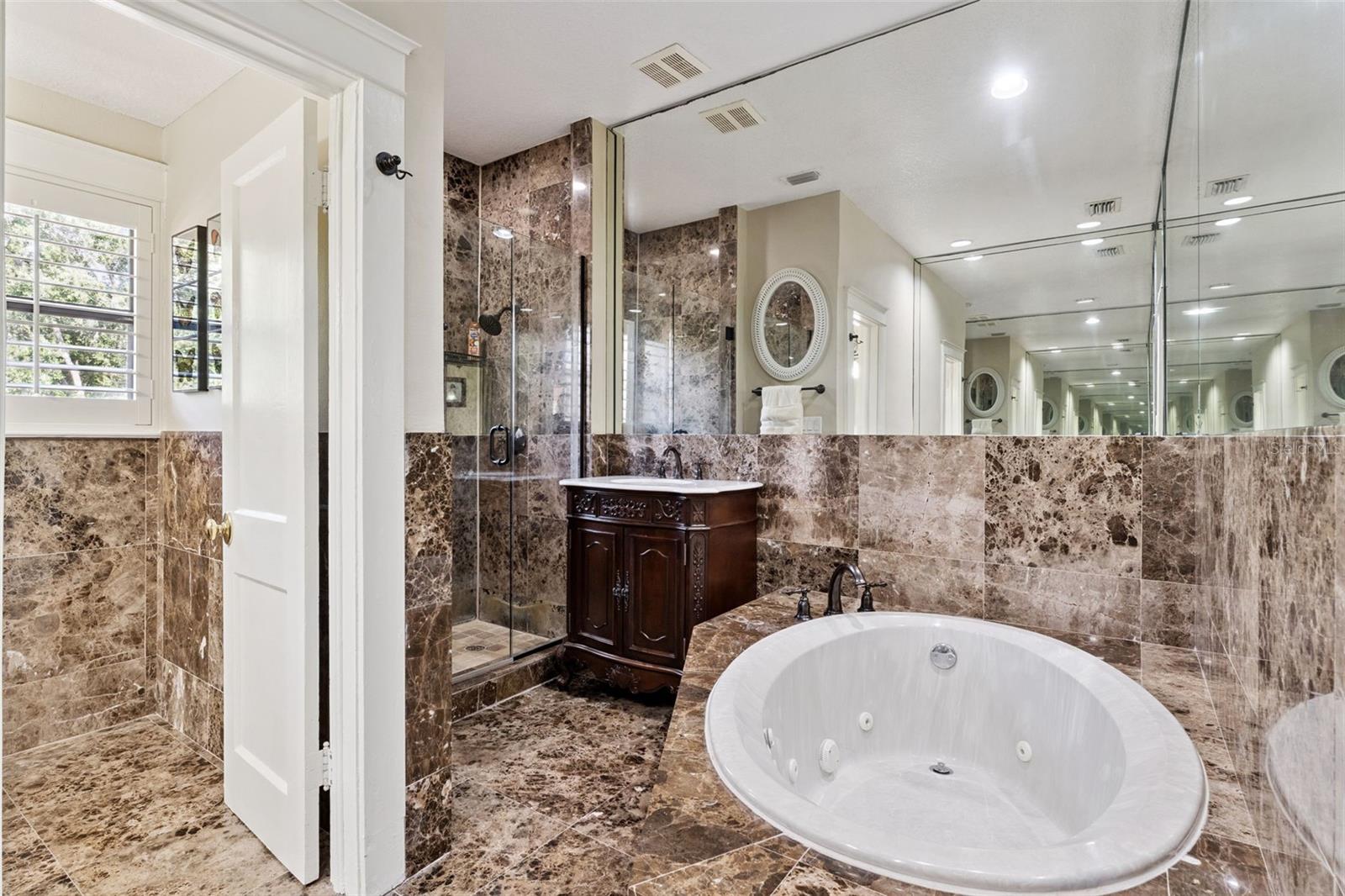 300 BETWEEN US 1 AND RIVER - Residential