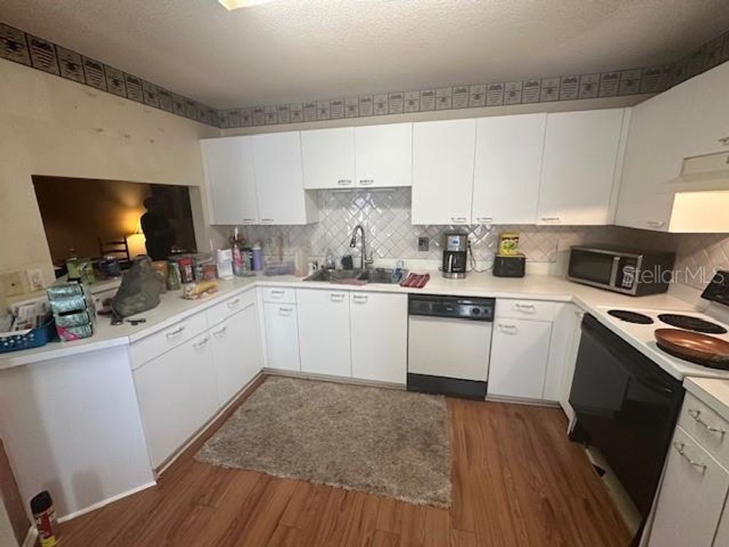 Photo of 5445 18th Court W, Bradenton, FL 34207 (MLS # A4674210)