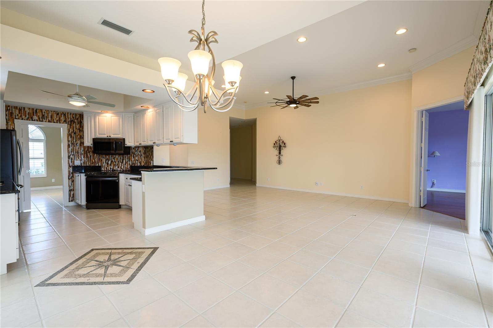 VILLAGEWALK - Residential