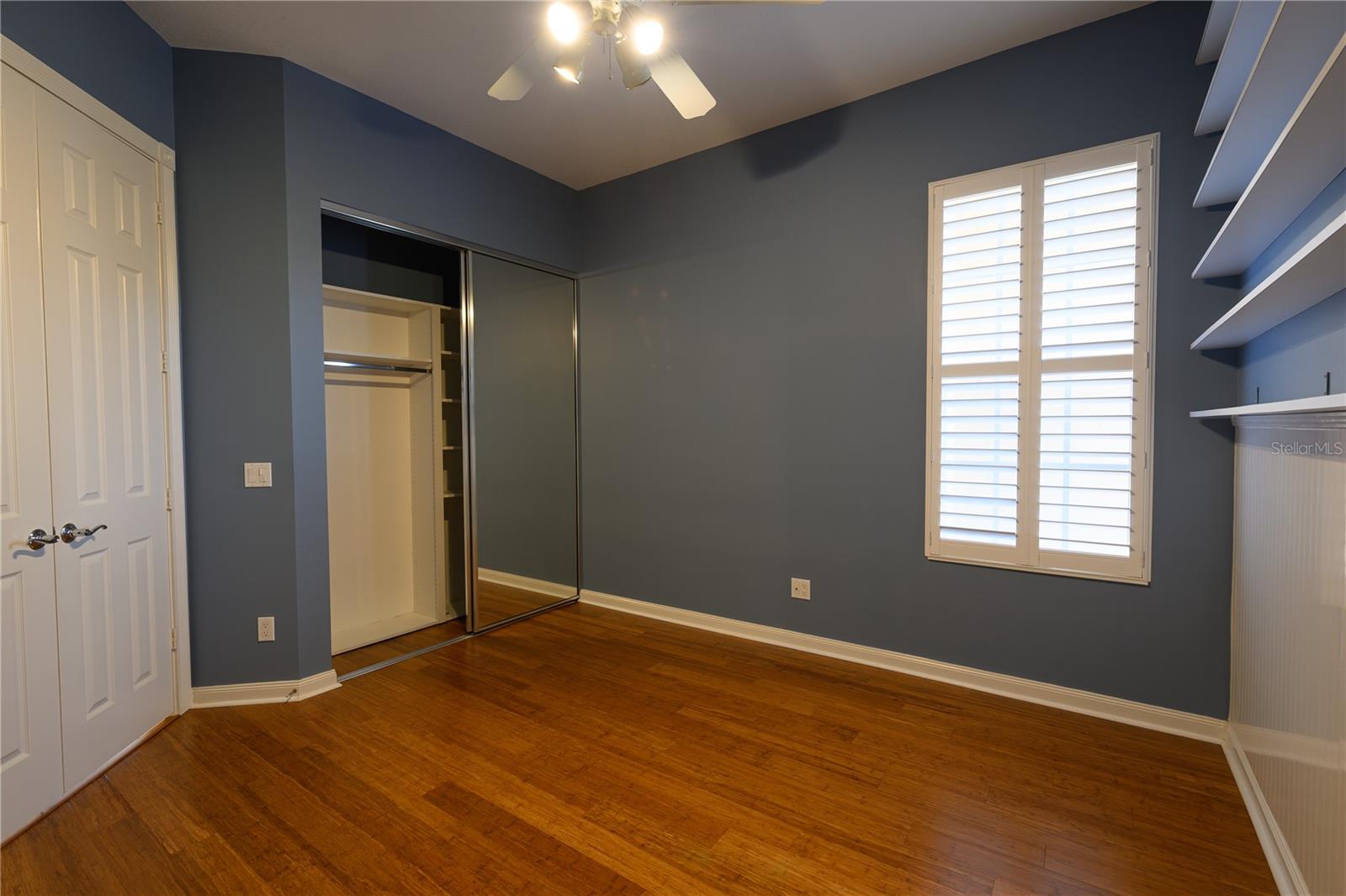 VILLAGEWALK - Residential