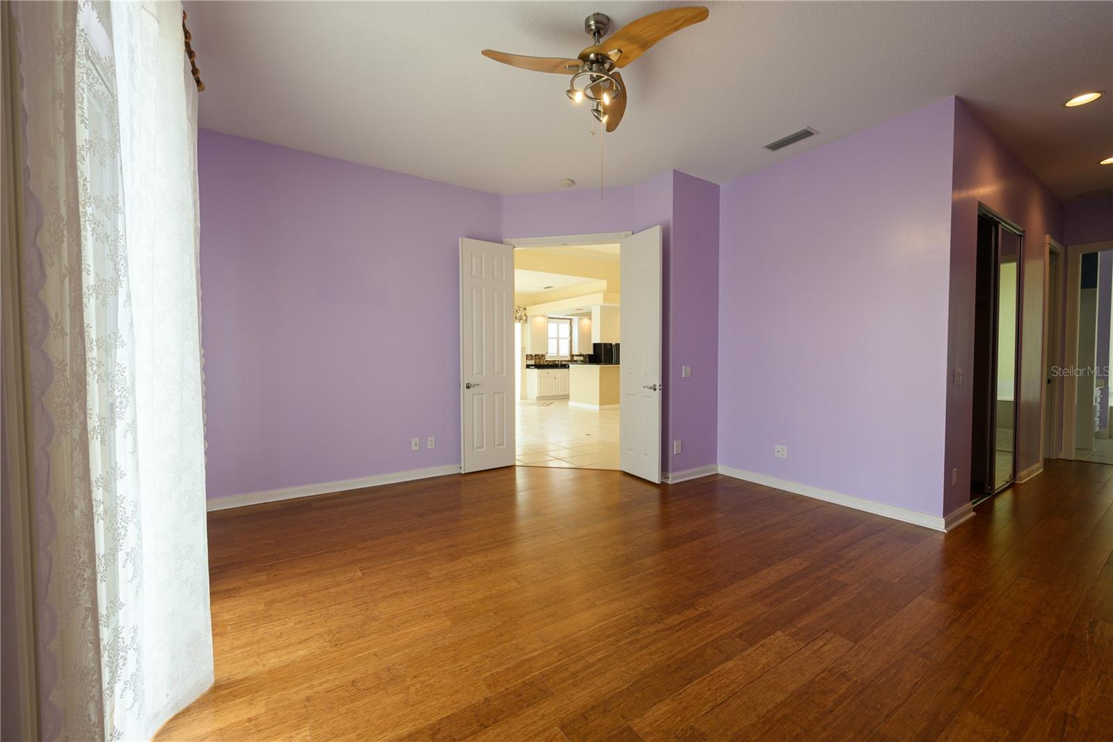 VILLAGEWALK - Residential