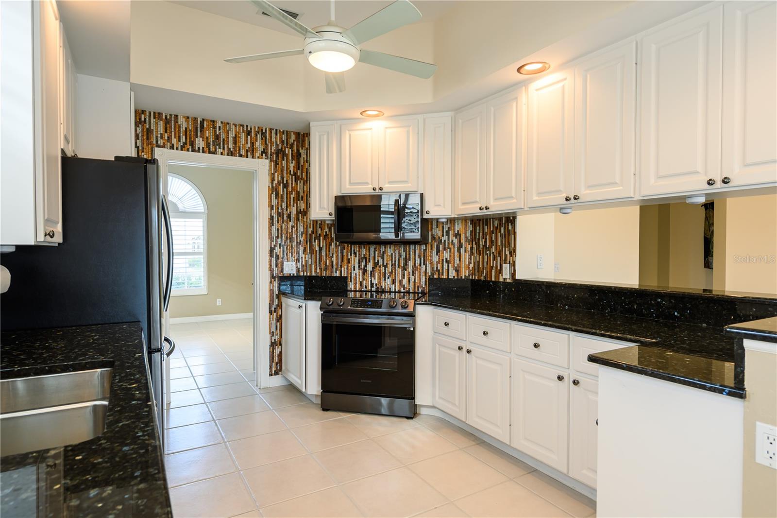 VILLAGEWALK - Residential