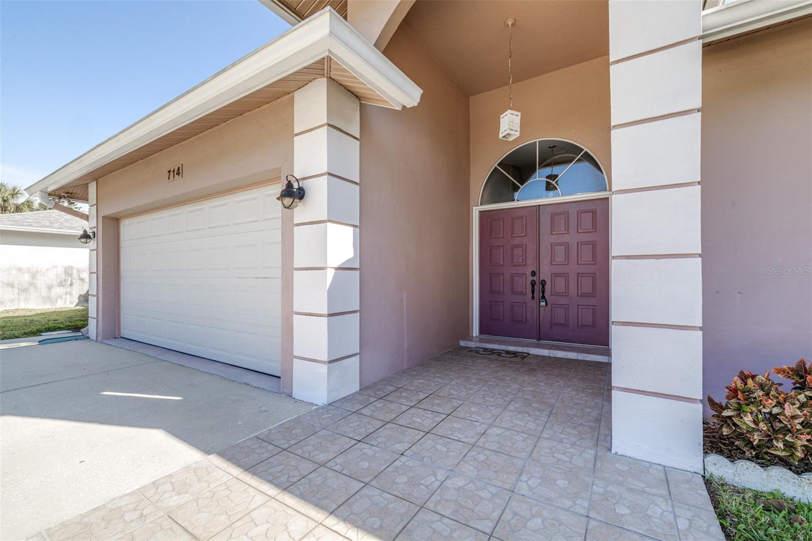 GOLDEN GATEWAY HOMES - Residential