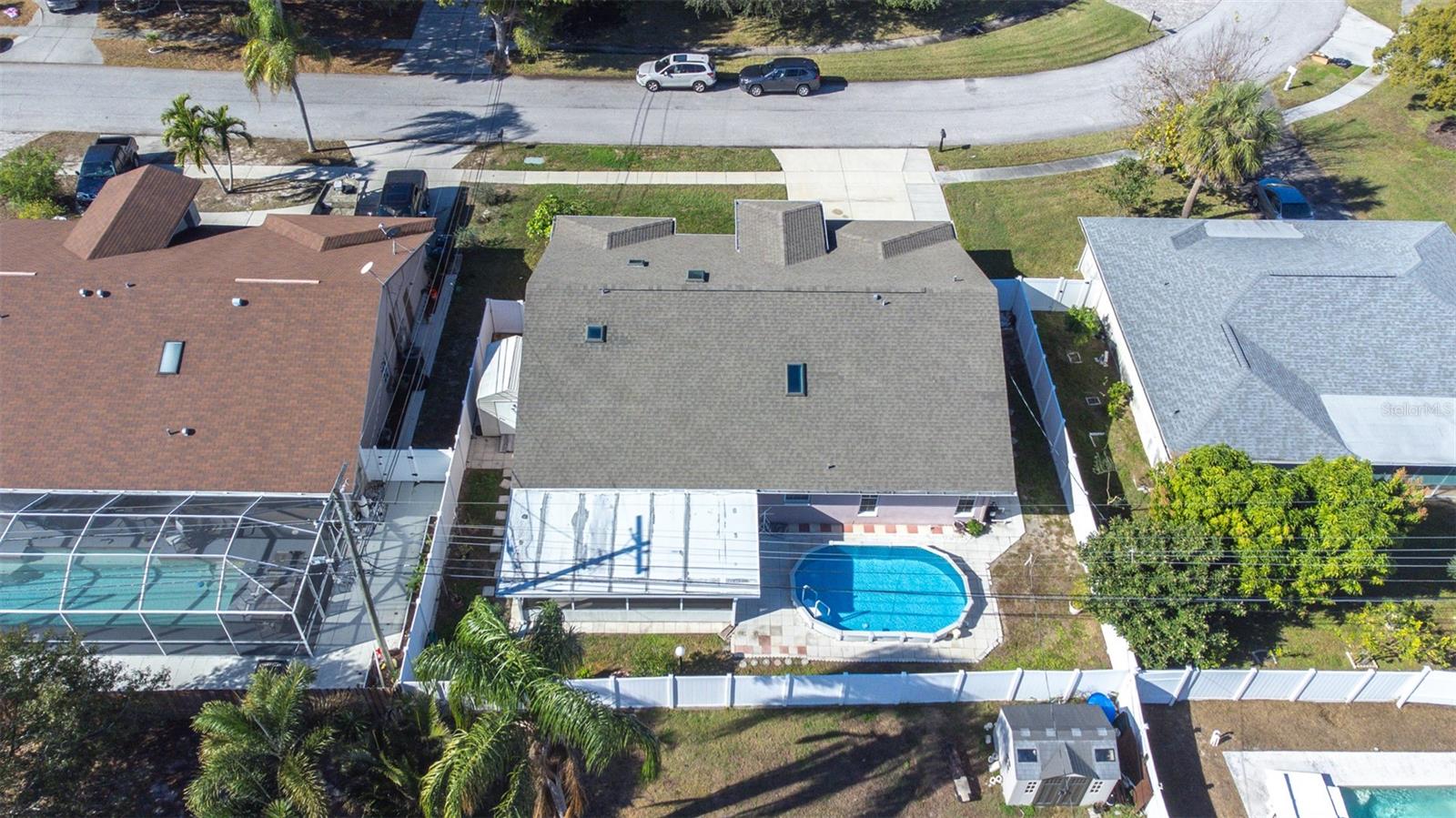 GOLDEN GATEWAY HOMES - Residential