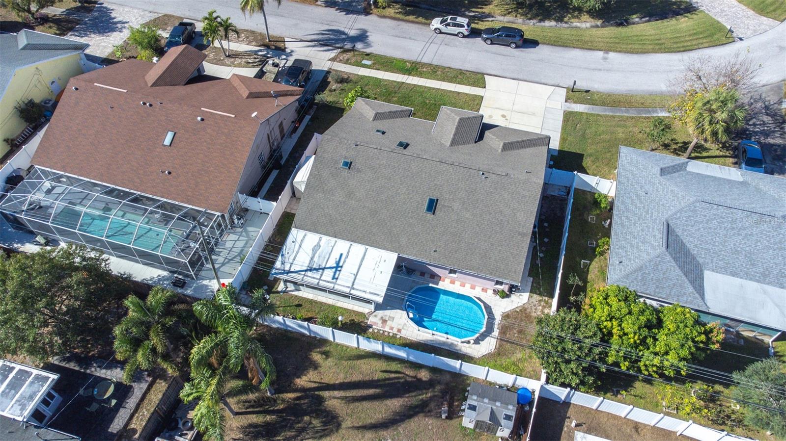 GOLDEN GATEWAY HOMES - Residential