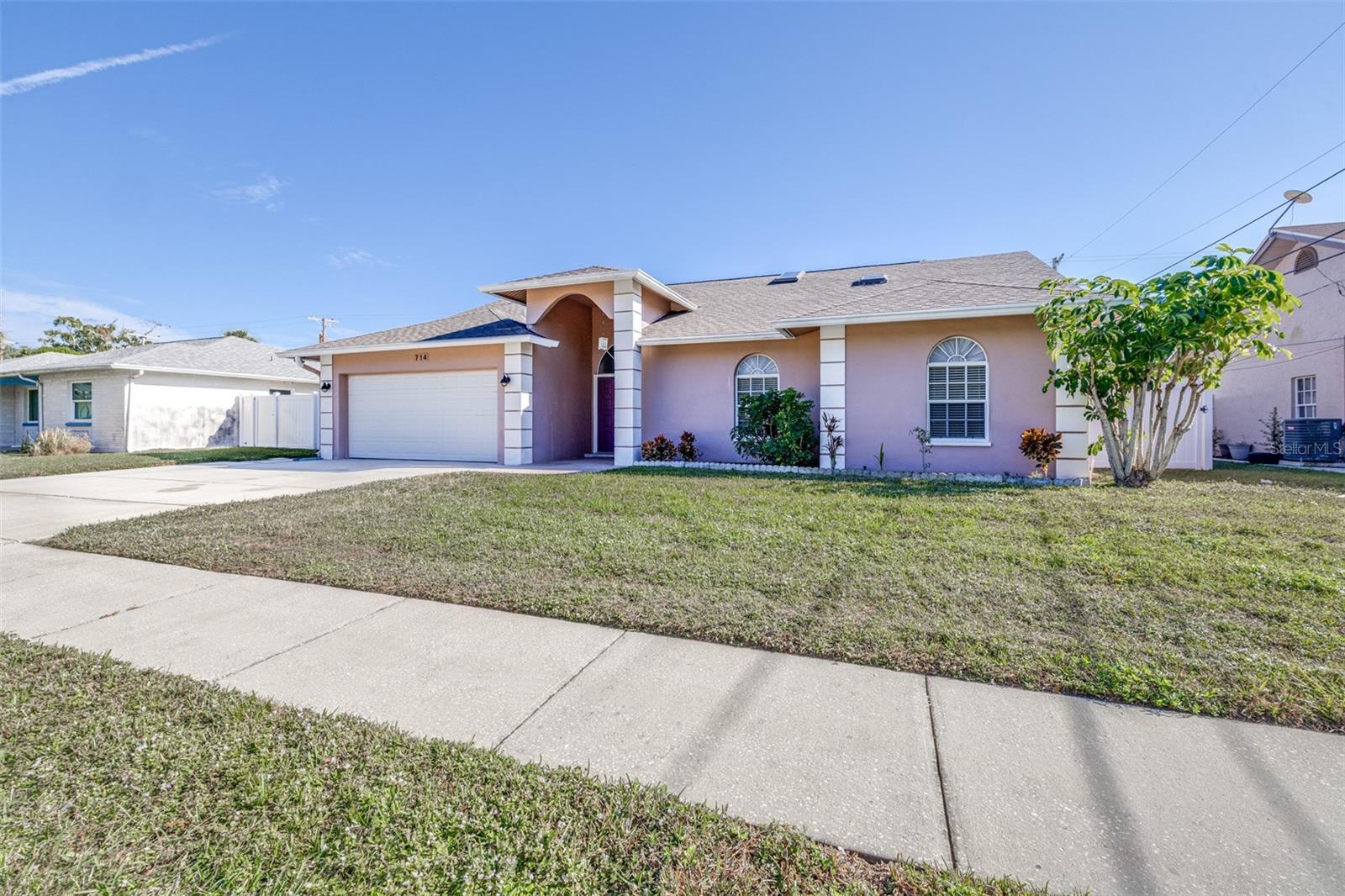 714 CHARLOTTE AVENUE