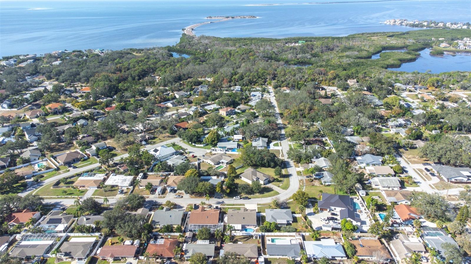 GOLDEN GATEWAY HOMES - Residential