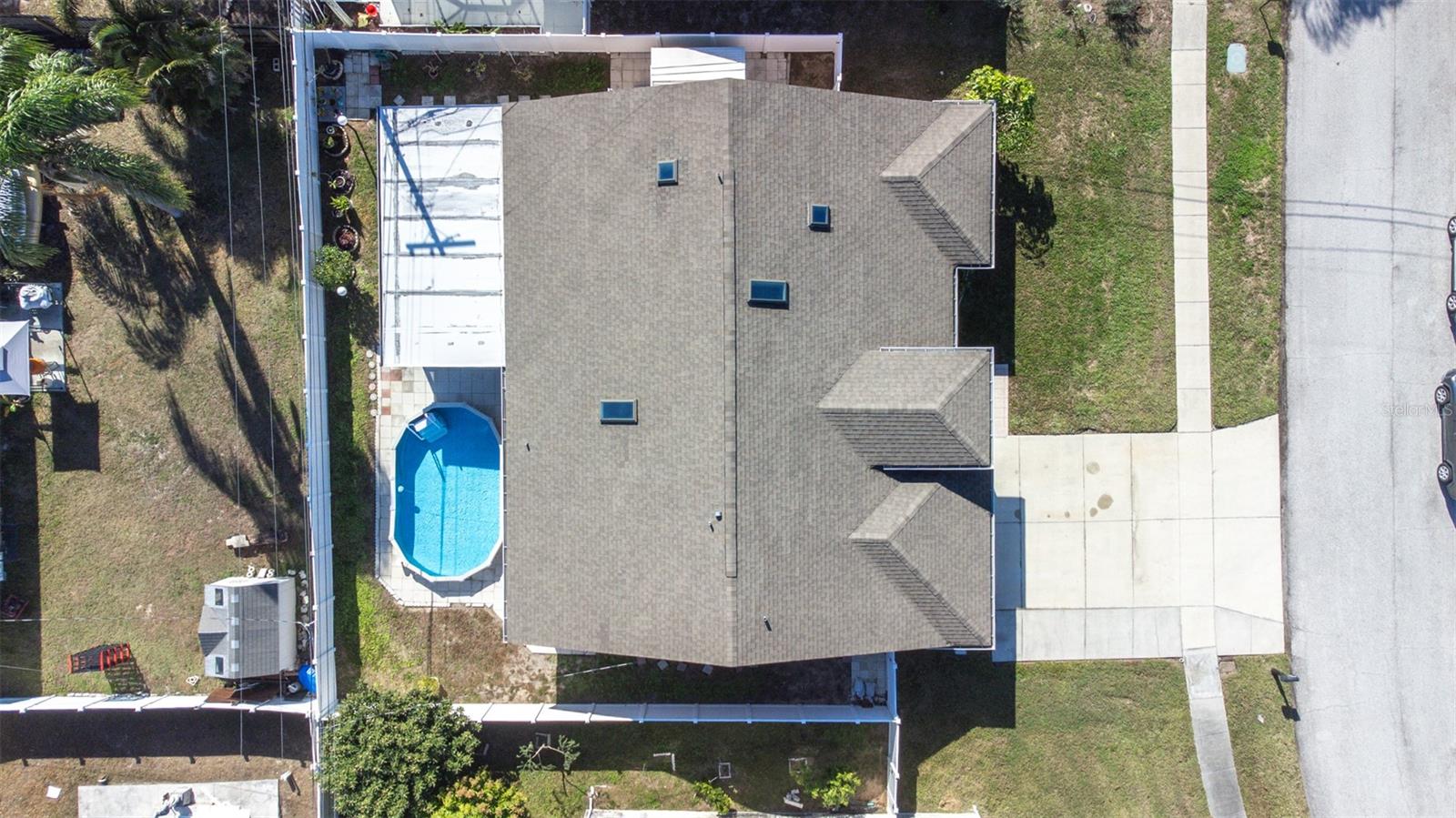 GOLDEN GATEWAY HOMES - Residential