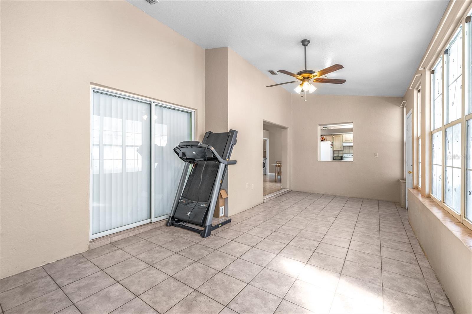 GOLDEN GATEWAY HOMES - Residential